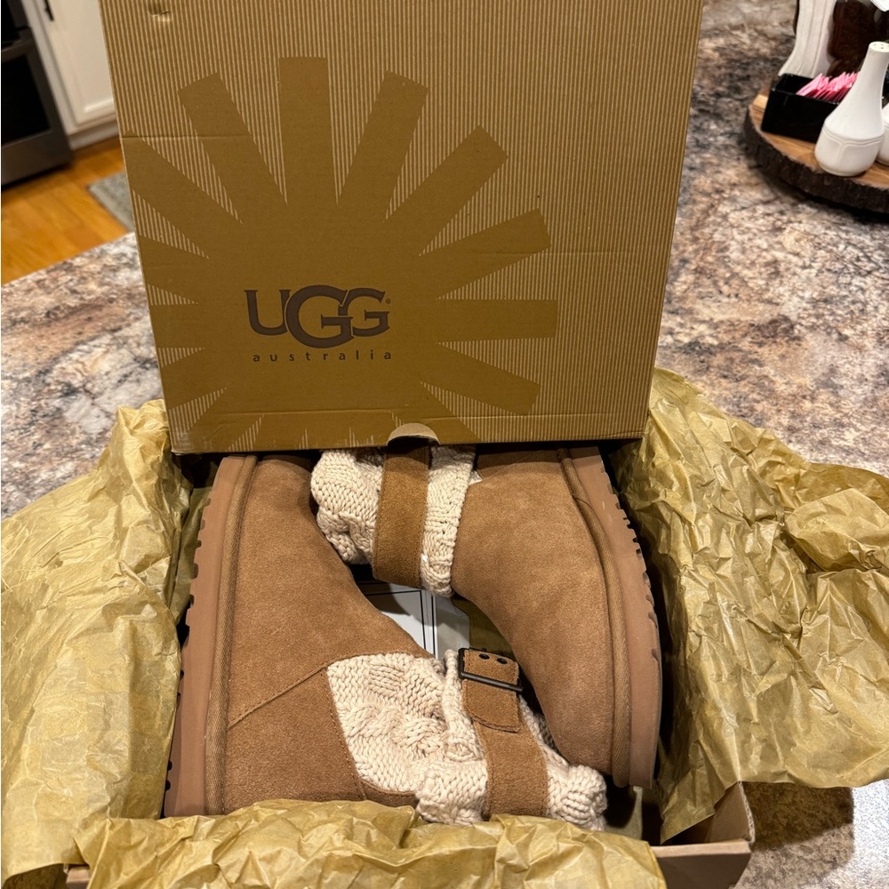 New Ugg Cassidy sweater buckle boots